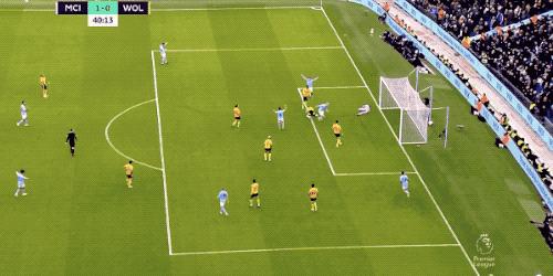 太强了！哈兰德再轰3球，正式超越C罗，或将粉碎英超尘封纪录