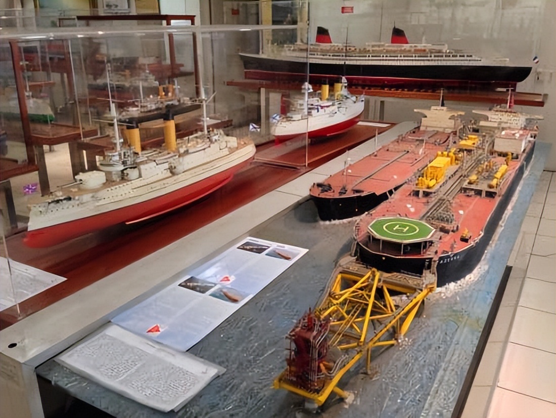 摩纳哥：拥有巨大财富的世界第二小国家，奢华的旅游度假胜地