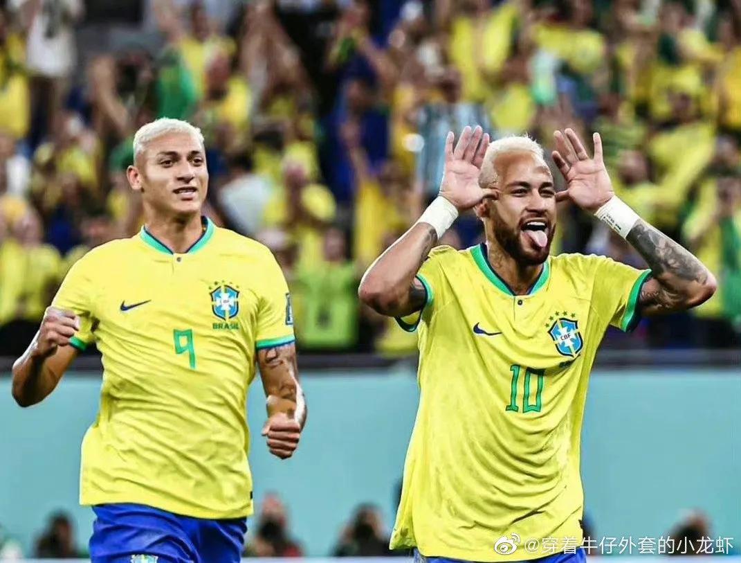 内马尔是不是染发了,内马尔和他队友染头发