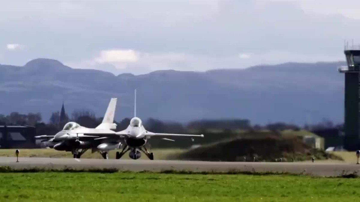 台湾f16v对比歼20,歼20能压制歼16v吗