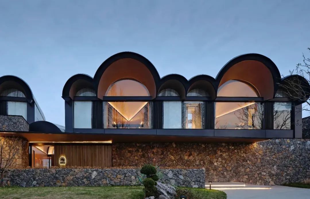 适合夏天避暑的地方民宿,贵阳市包吃住避暑酒店