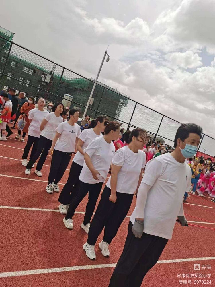 七彩童年放飞梦想绘画,实验小学庆六一活动美篇