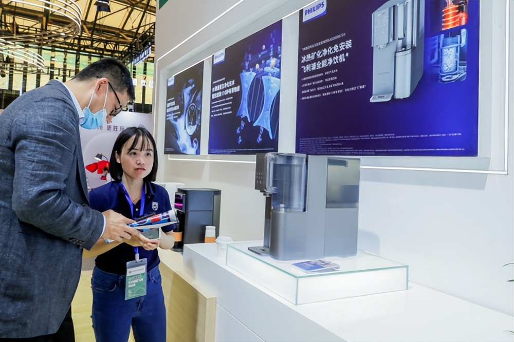 飞利浦水健康携净水新品重磅亮相AWE2023