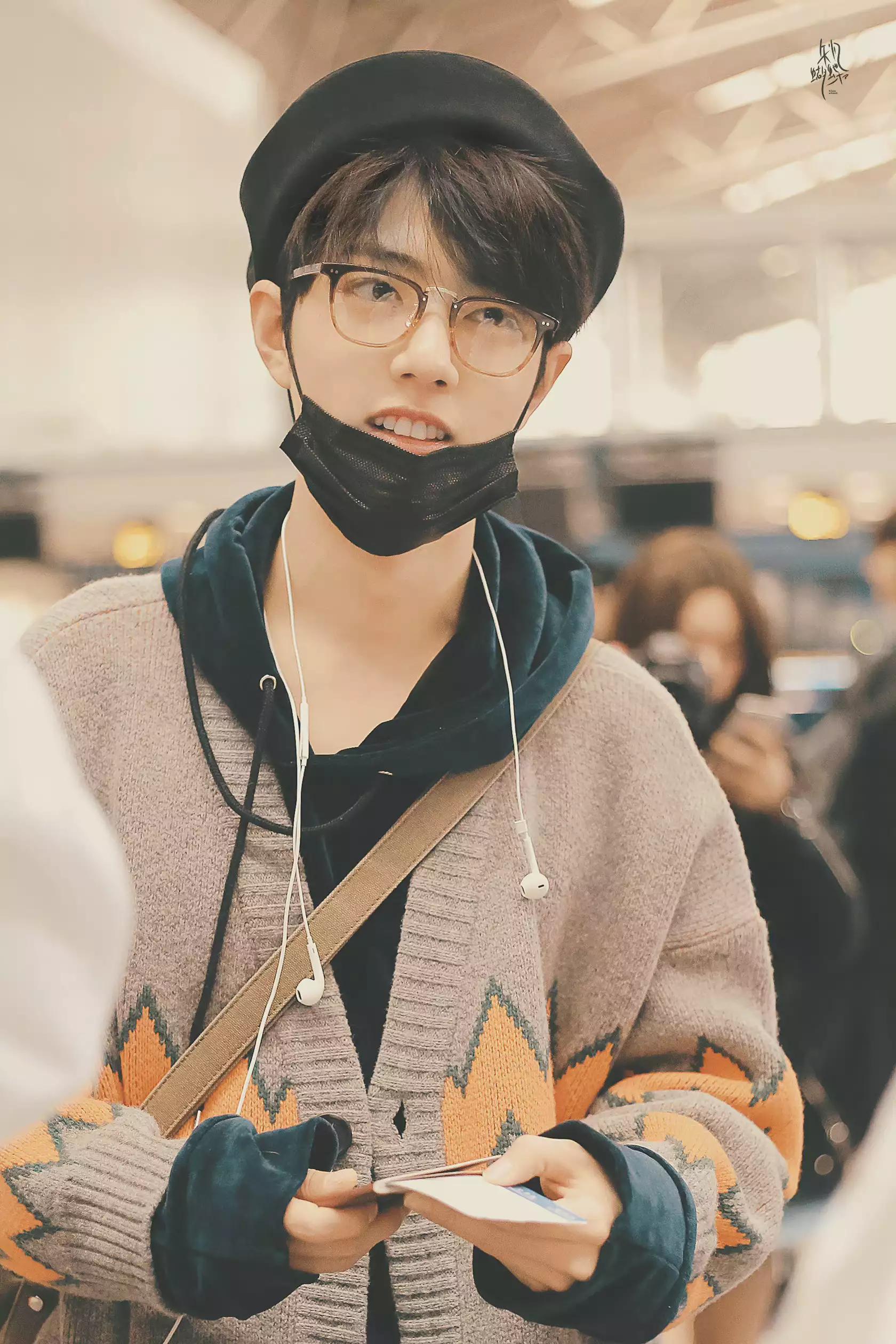 reaction肖战舞台考古,肖战x玖少年团考古完整视频