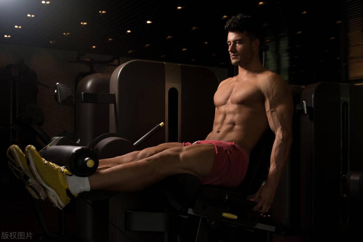 为什么健身要练腿5个动作,腿练好了有什么好处