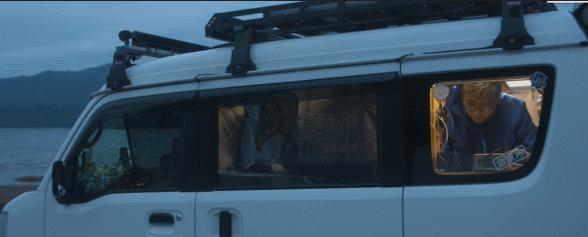 夫妻俩一年花10万无房贷,夫妻结婚十年不买房