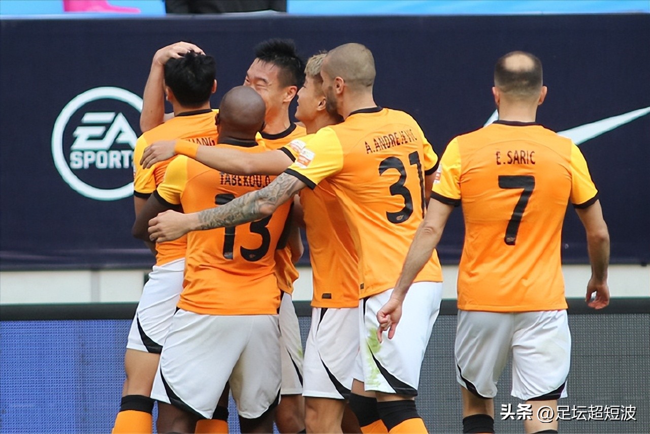 中超山东泰山vs青岛海牛首回合,山东1-0青岛海牛笑傲齐鲁德比