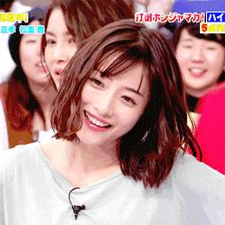 6位一大笑颜值就会崩塌的女明星,看起来笑的很魔性的女明星