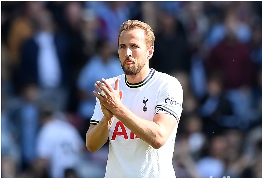 引进他的瞬间噩梦就要开始了1600亿禁止转会警笛响起的曼联传奇