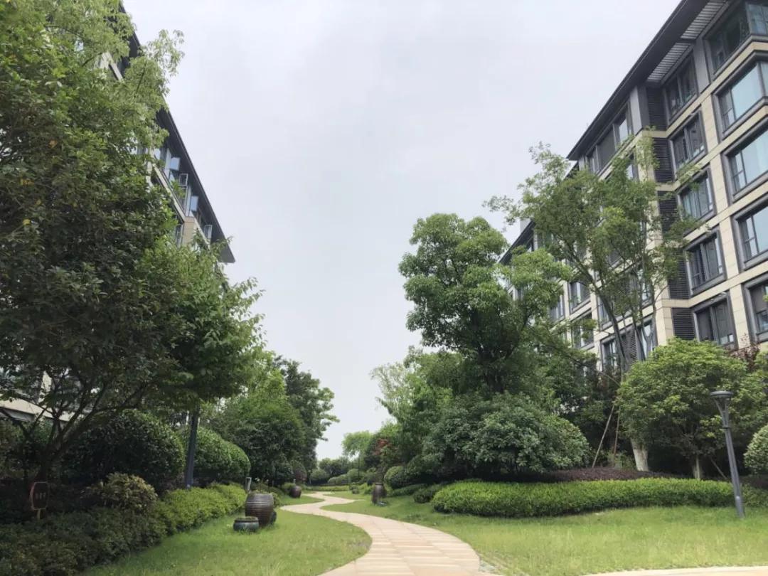 绿城为什么有诚园和锦园,诚园在绿城什么档次