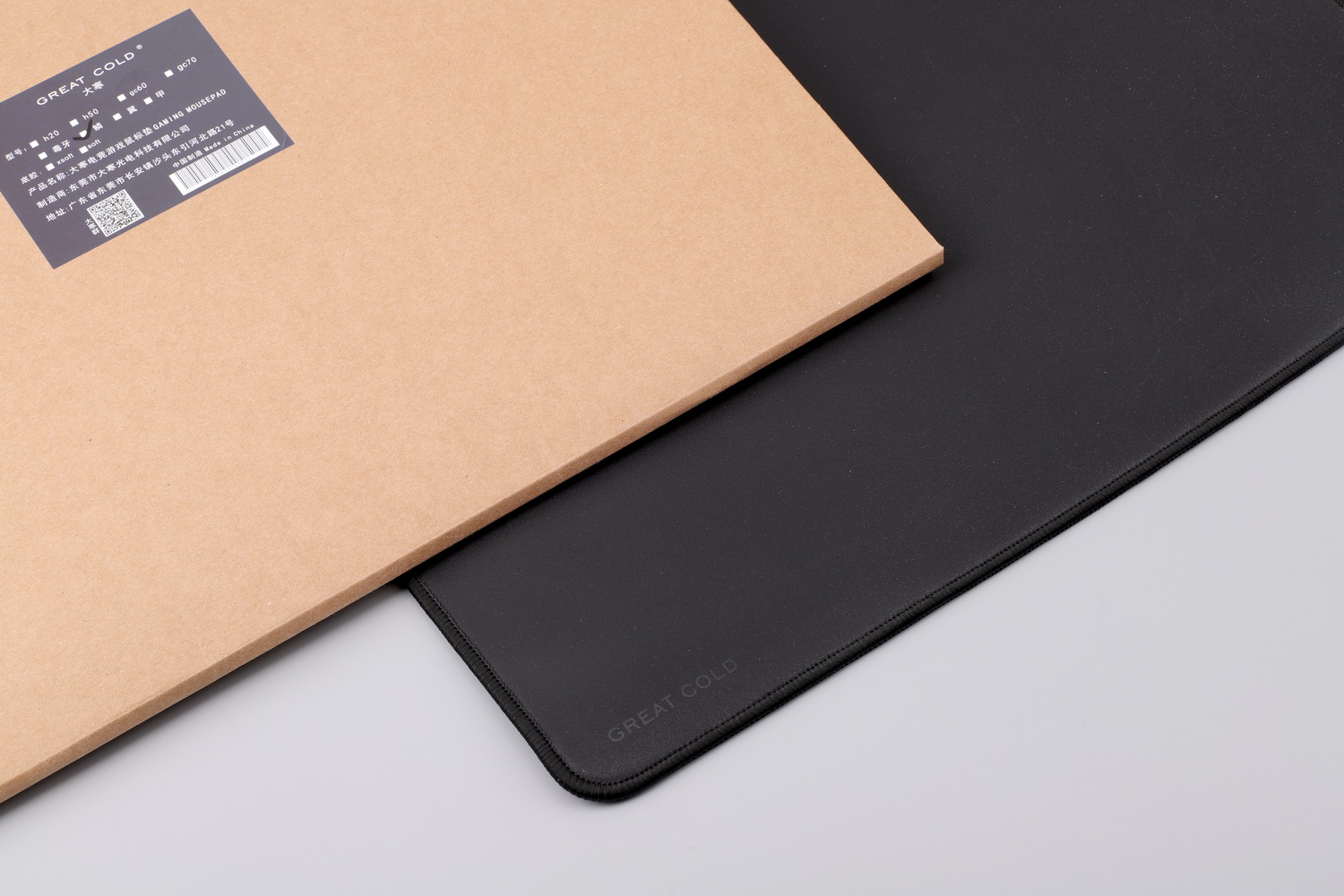 毒蝰鼠标游戏电竞专用,100价位游戏鼠标垫怎么选