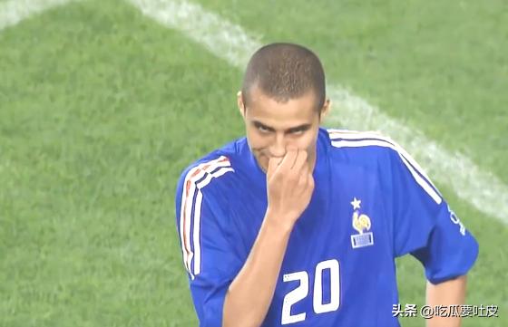 06年世界杯法国vs巴西齐达内,1998年法国世界杯齐达内一战称王