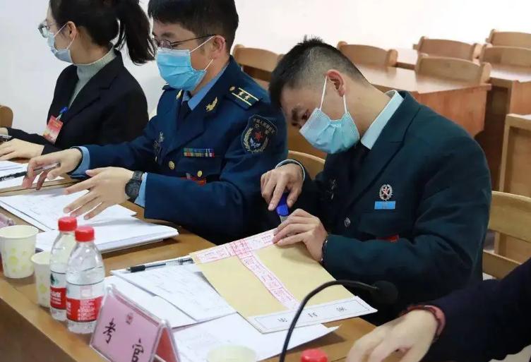 考军队文职一点都不懂的说说,军队文职真值得考嘛