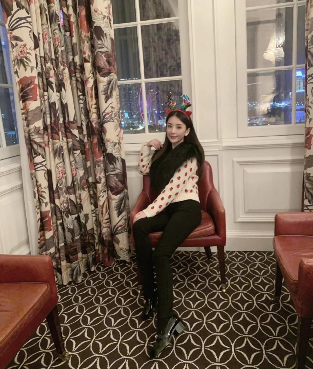 郭富城方媛豪宅照片,方媛在豪宅给郭富城庆祝57岁生日