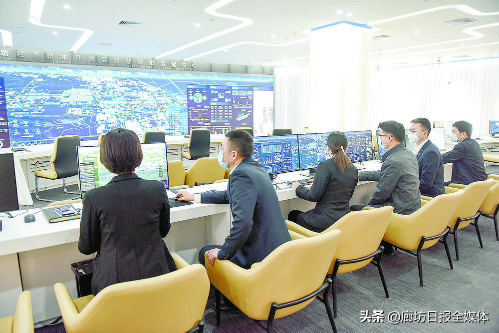 砥砺奋进擘画美好蓝图,砥砺前行谱新篇