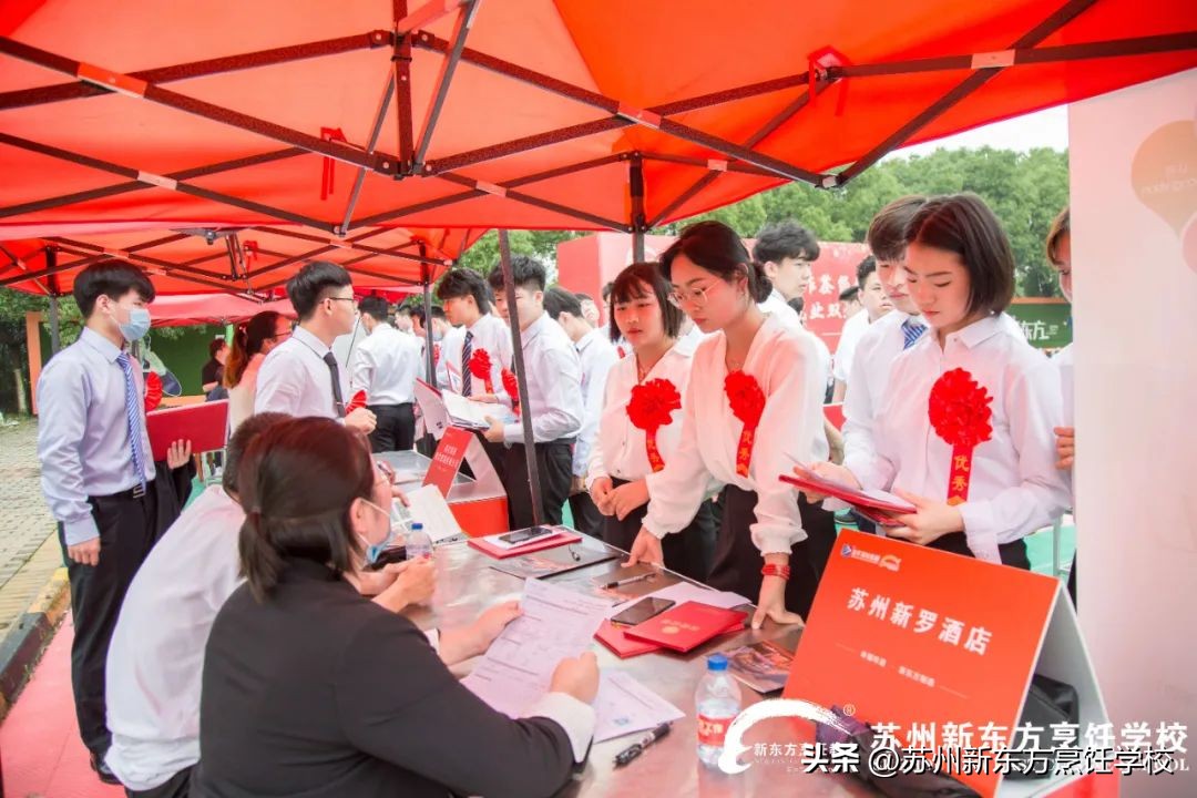 为什么大学生普遍就业难,而职校就业率却这么高?