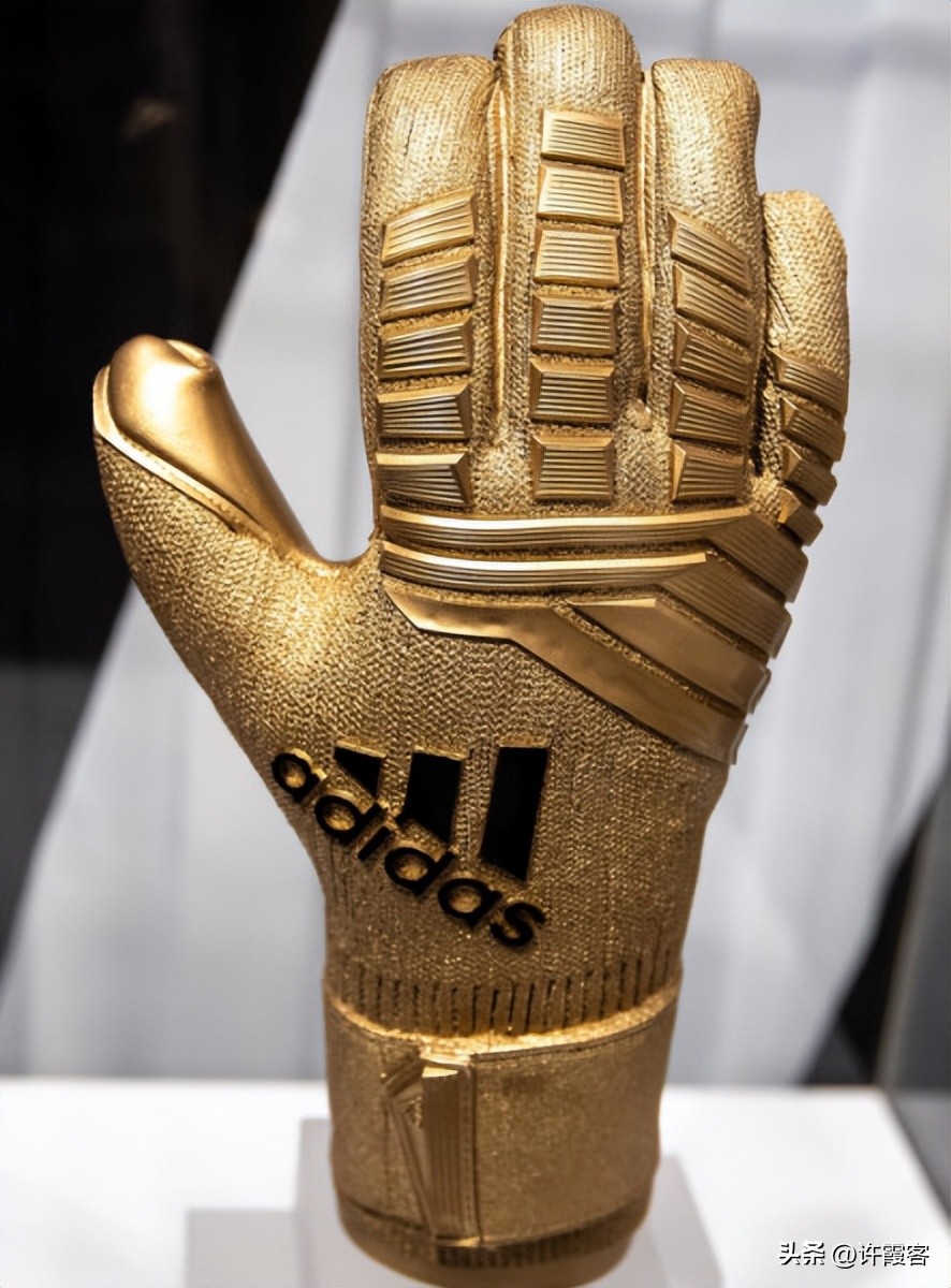 雅辛与贝利谁年龄大,贝利是最厉害的吗