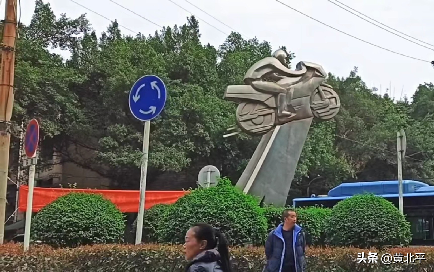 重庆嘉陵摩托创始人是谁,重庆嘉陵摩托车简介