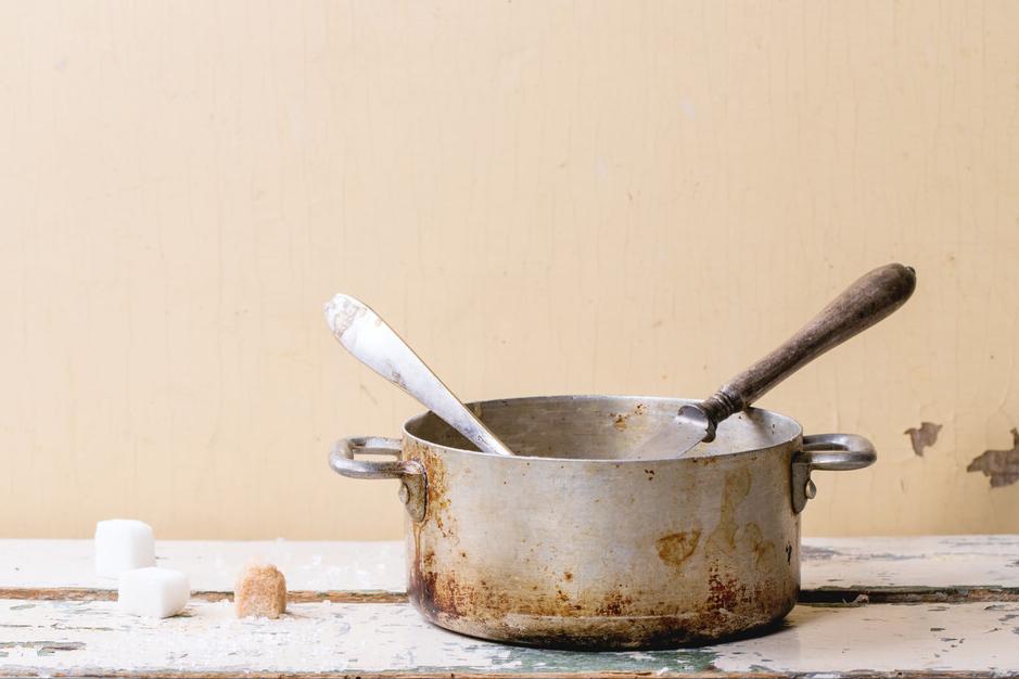 炒菜锅什么不锈钢锅最好,炒菜锅怎么选铁锅不锈钢锅不粘锅