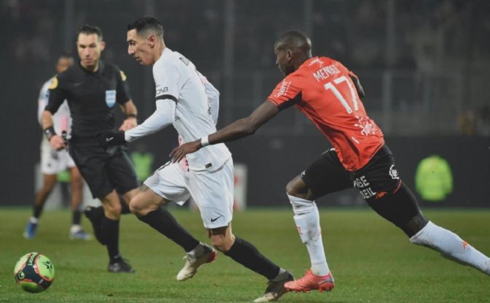 梅西没进球差点砸电视,梅西拉莫斯大巴黎主场亮相全视频