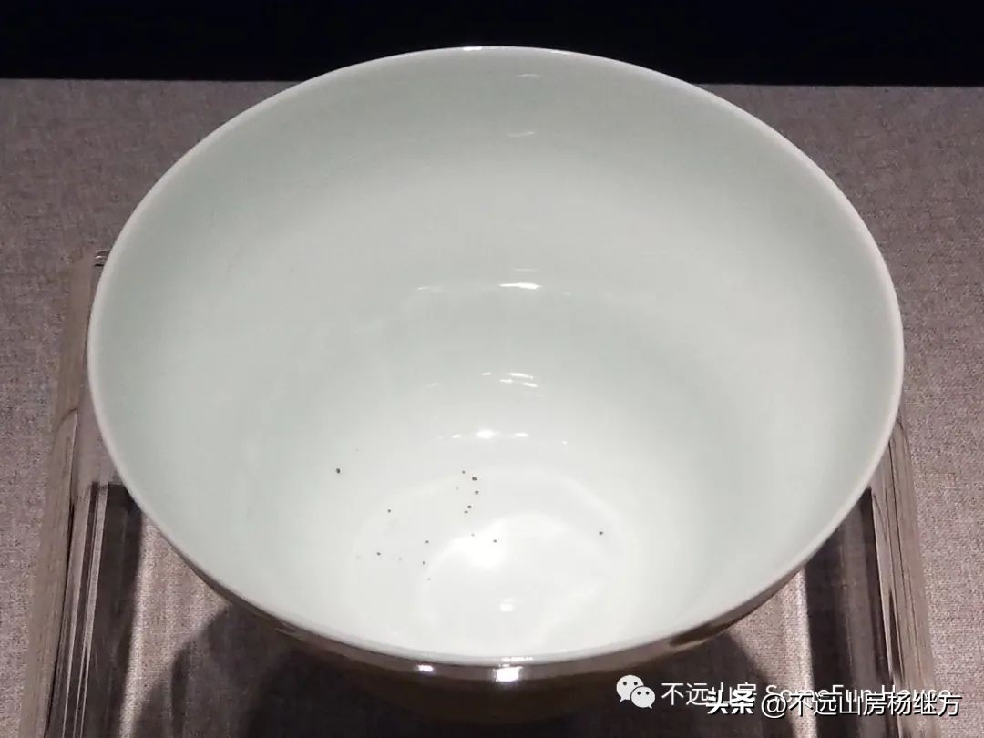 雍正乳白釉瓷器 (雍正年代青釉瓷器)