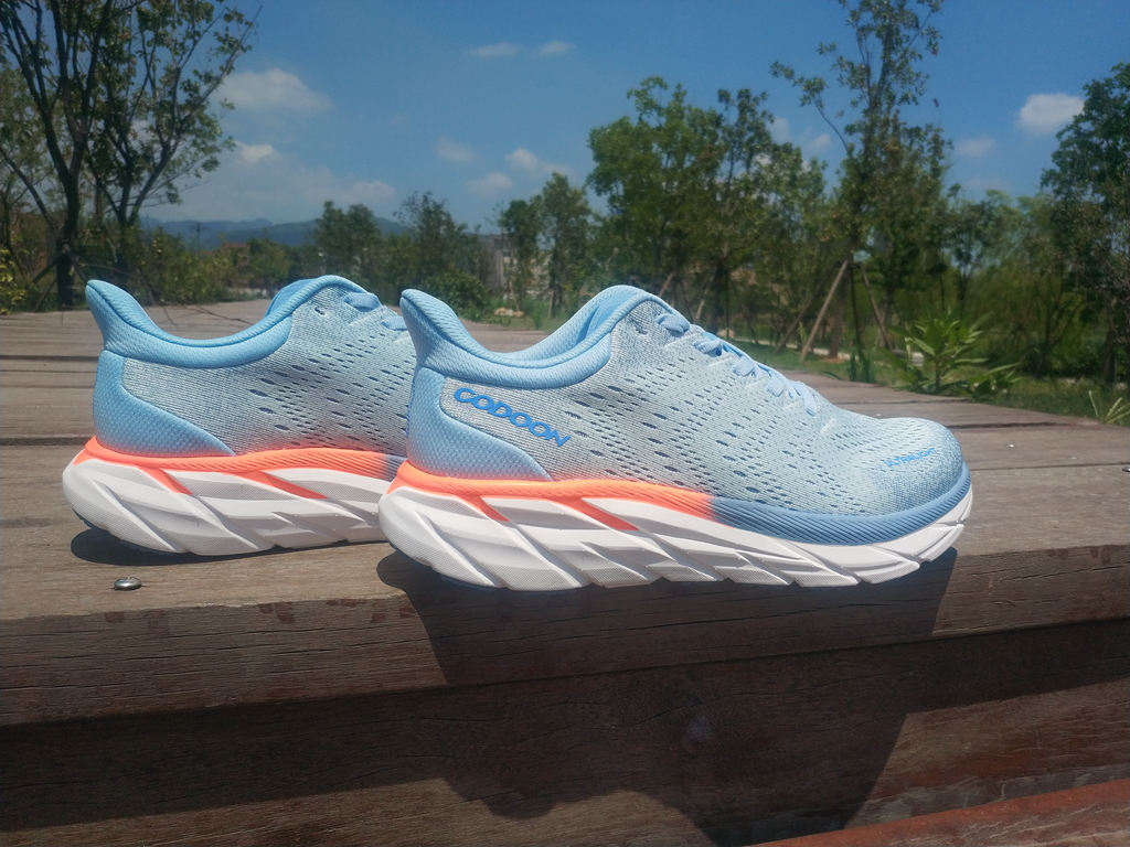 咕咚跑鞋逐日款,咕咚轻弹跑鞋