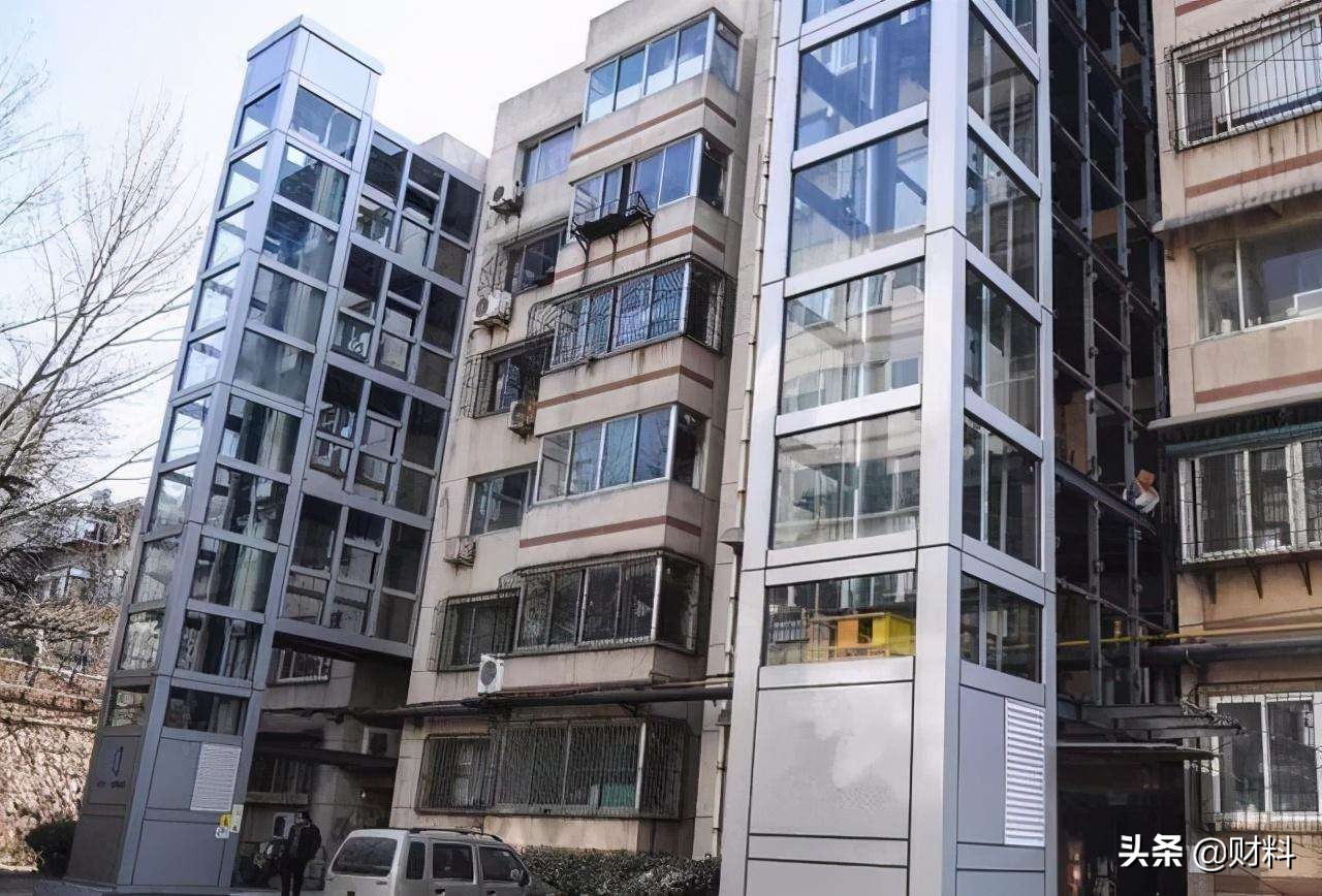 旧小区加装电梯最新规定,老旧小区加装电梯一楼反对视频