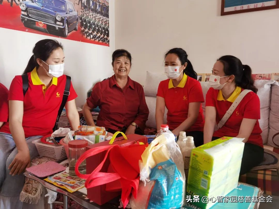 探访孤寡老人活动感受,关爱慰问七十岁以上老人活动