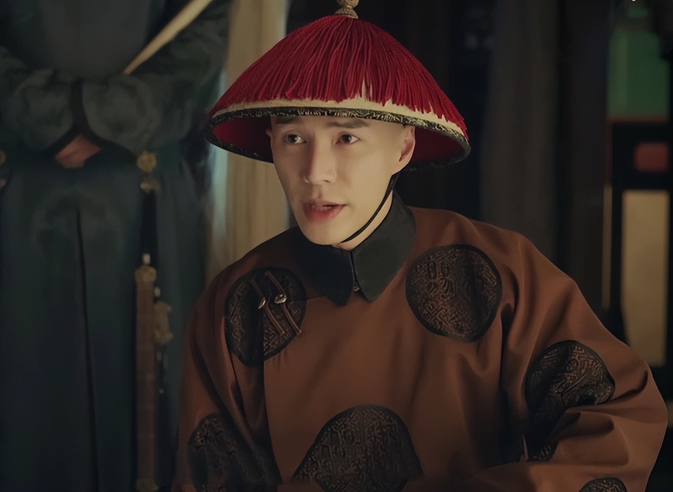 乾隆留给和珅保命圣旨,侍卫救了乾隆乾隆问你要何赏赐