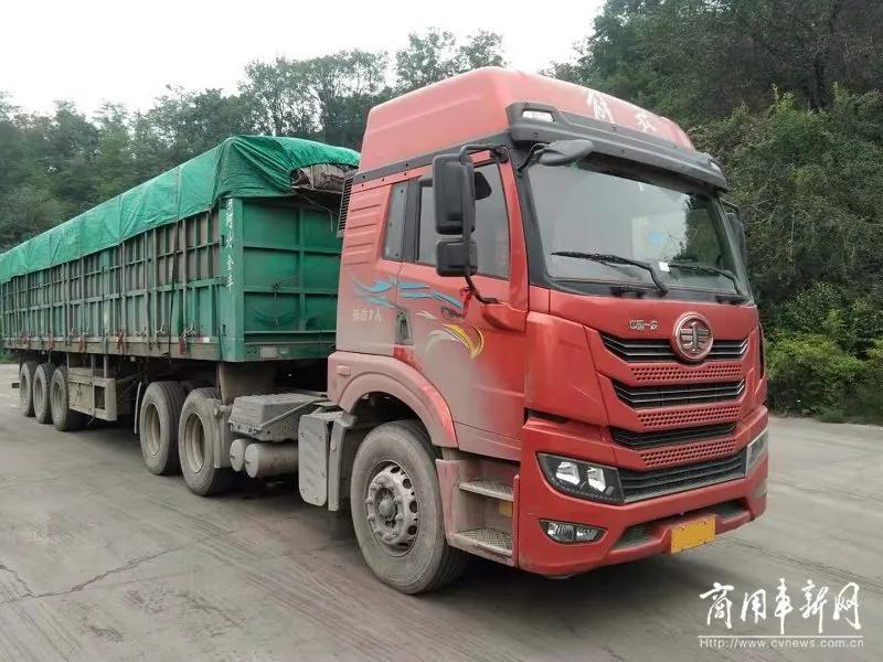 解放车新大威,解放青岛新大威牵引车