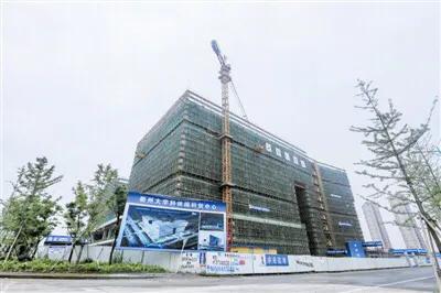 上大学认识新朋友,上大学时认识了一个学妹