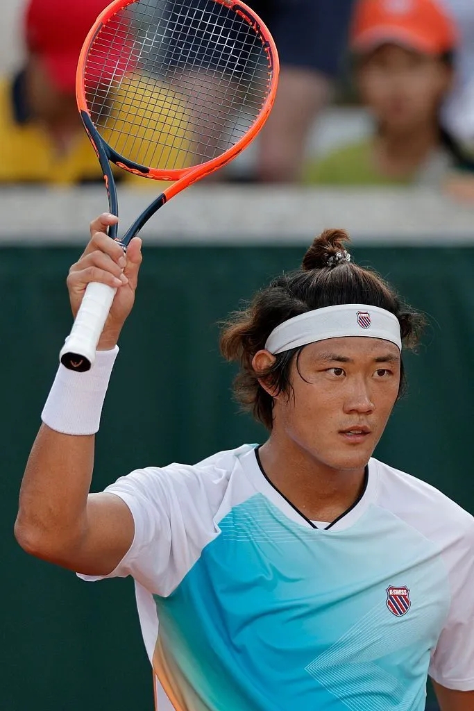 2024法网张之臻对西西帕斯赛况,法网:张之臻晋级第二轮