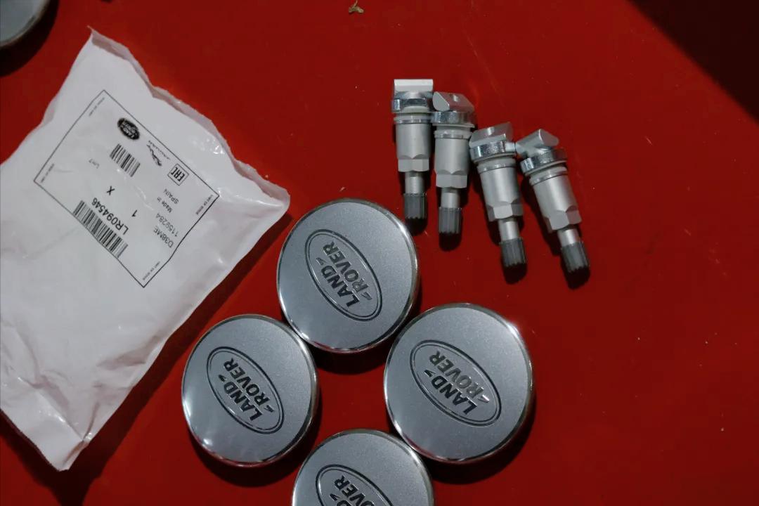 老款路虎揽胜修复,彻底翻新一辆路虎揽胜全过程