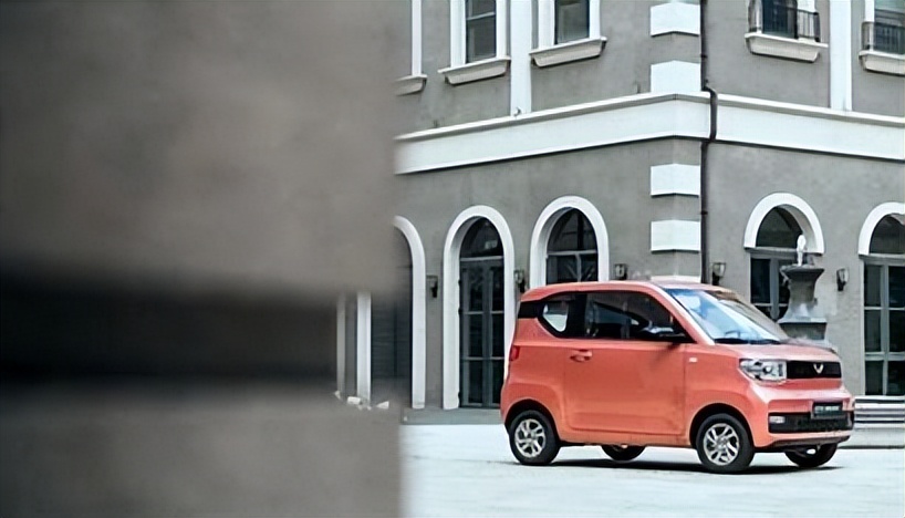 五菱与比亚迪小电车,比亚迪小电车好还是五菱小电车好