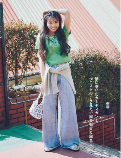 今夏流行牛仔裤搭配高跟凉鞋,一条牛仔裤解决今夏所有搭配