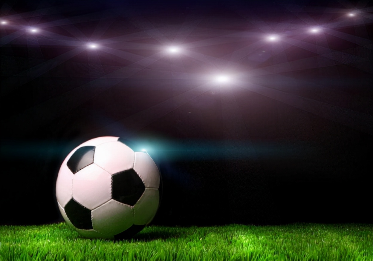 为了让国足成为骄傲，“骨折凯”选择这样做