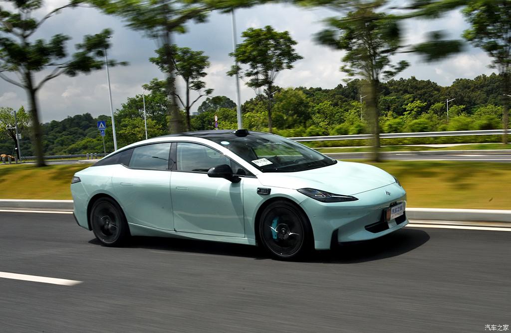 昊铂gt七翼版710超充版自由灰,使尽全力