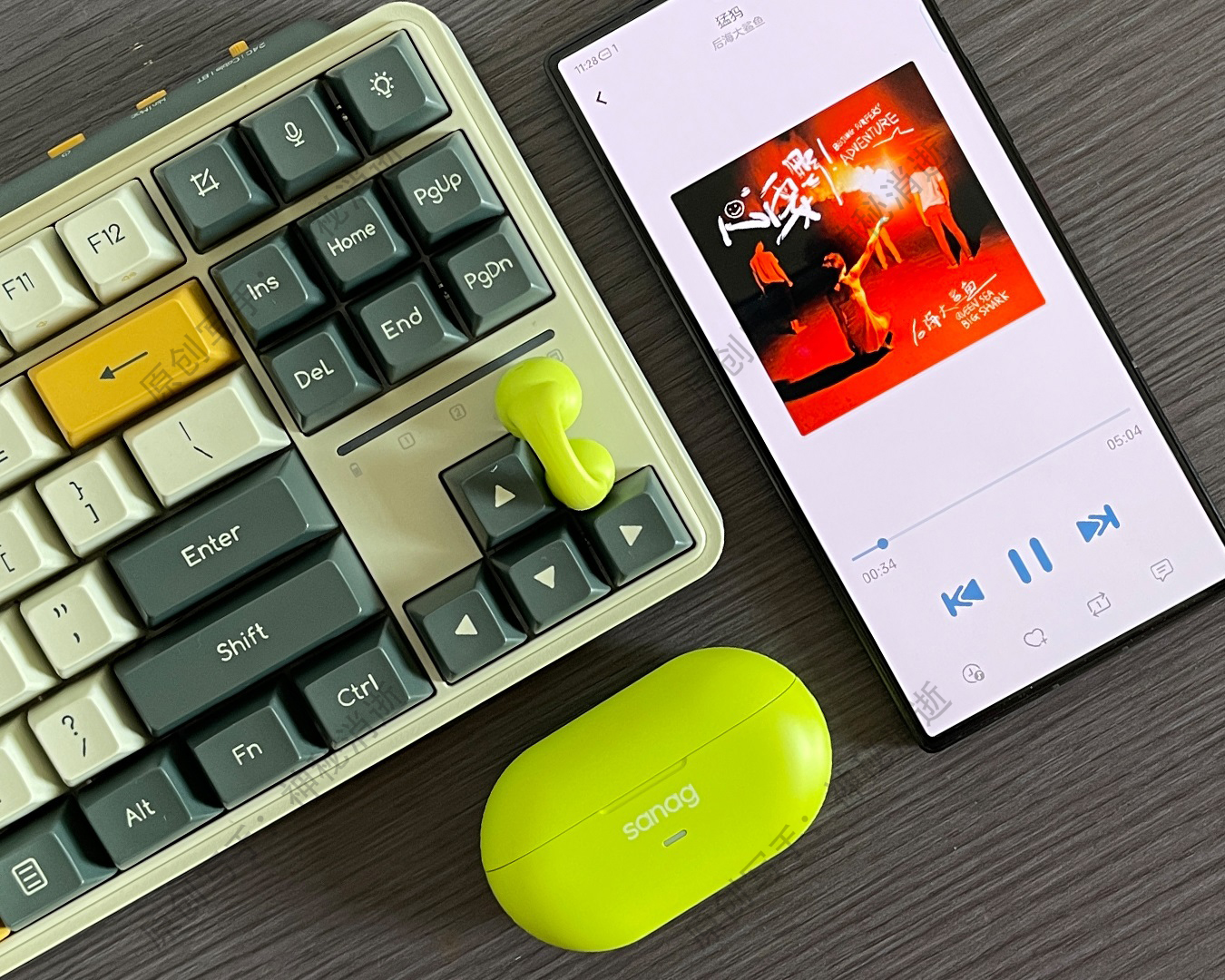 灵动环设计，全景音效随身相伴-sanag塞那Z36S耳夹式耳机体验分享