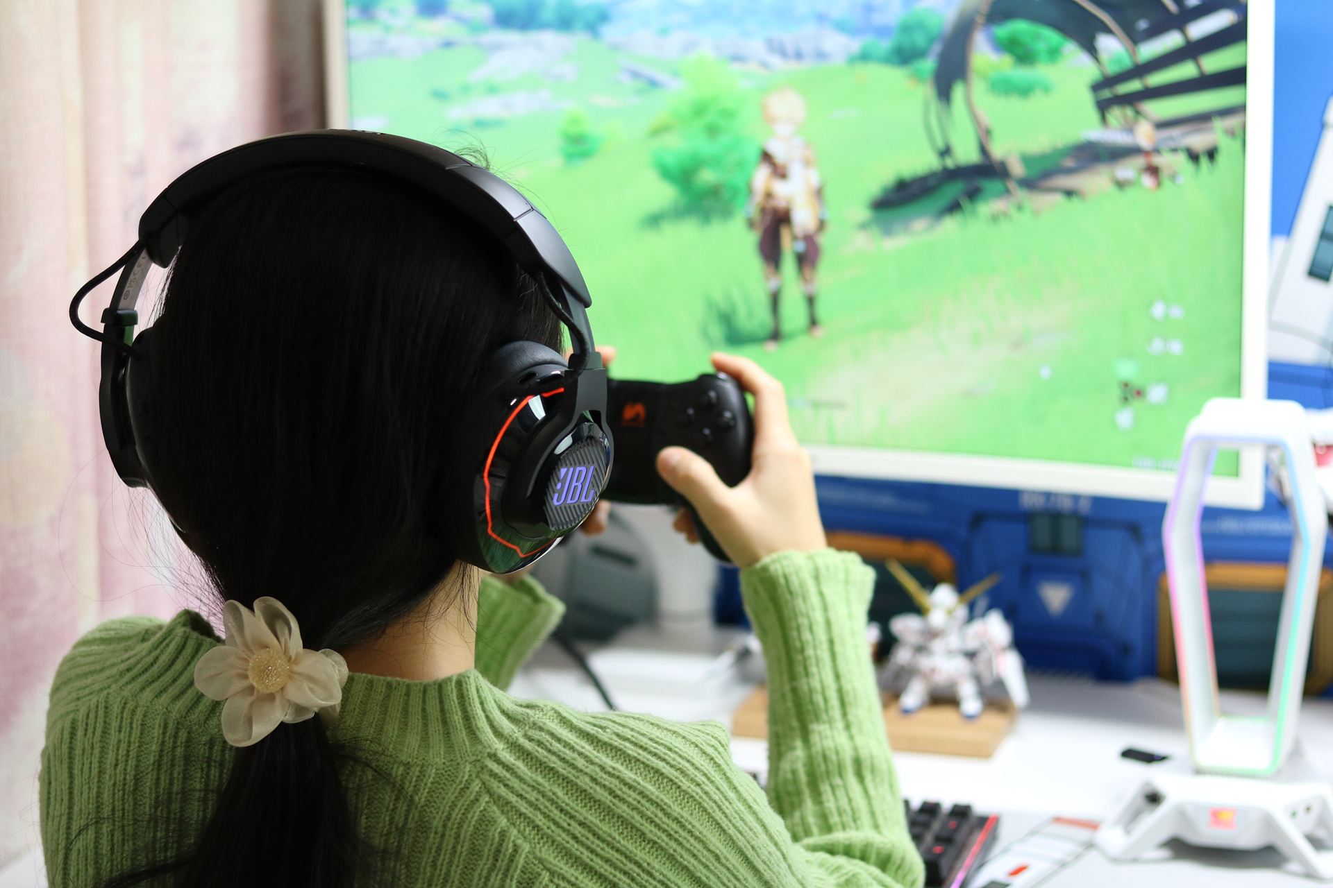 jbl头戴式耳机评测,2000元买头戴耳机值吗