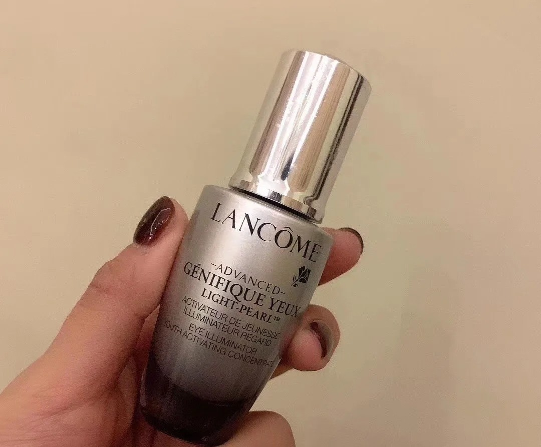 大牌眼精华哪家强？给大家总结几款，淡纹淡暗沉，你用过哪个呢