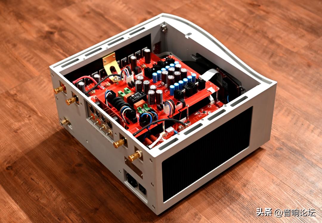 瑞士天琴l02功放,瑞士orpheus天琴功放