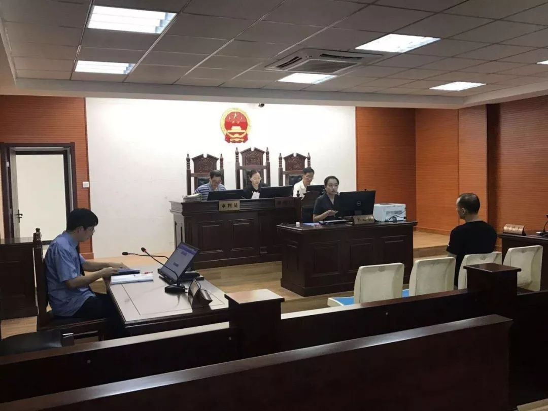 医生隐瞒未成功植入支架事件概括,脑梗手术失败医生隐瞒