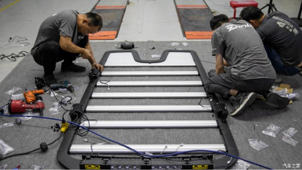 卫士越野顶灯,卫士专用顶灯