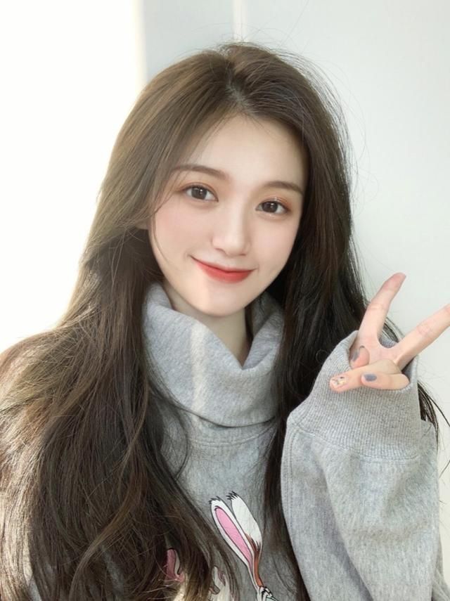 黄棕头发再染什么颜色能压住黄发,发色选择衬托肤色的棕发