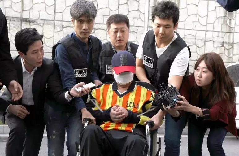 侵害少女逼死妻子，韩国“好爸爸”化身天使，人设崩塌才知是恶魔