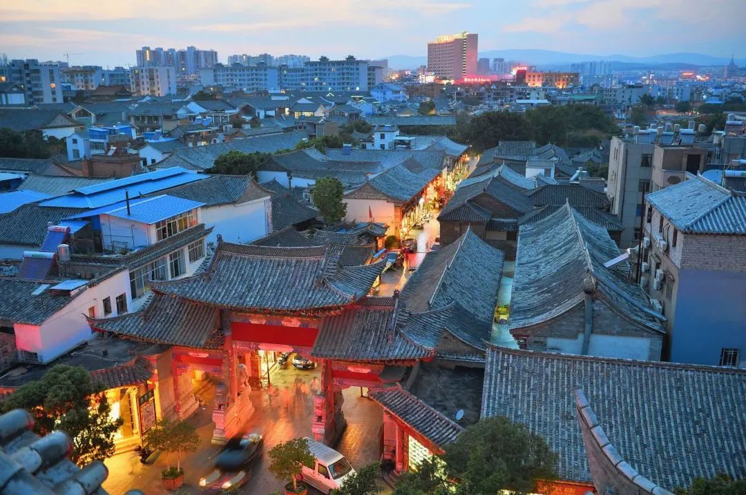 建水民宿包吃包住多少钱一天,建水康养公寓一年包吃住多少钱