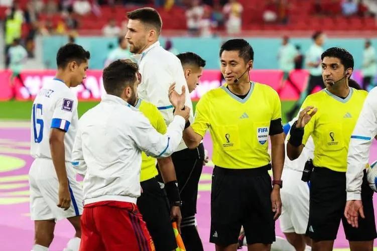 2022卡塔尔世界杯最出色的门将,马宁将执法卡塔尔亚洲杯季军决赛