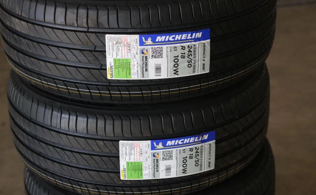 老款宝马730改新款全过程,12年40万公里宝马730翻新