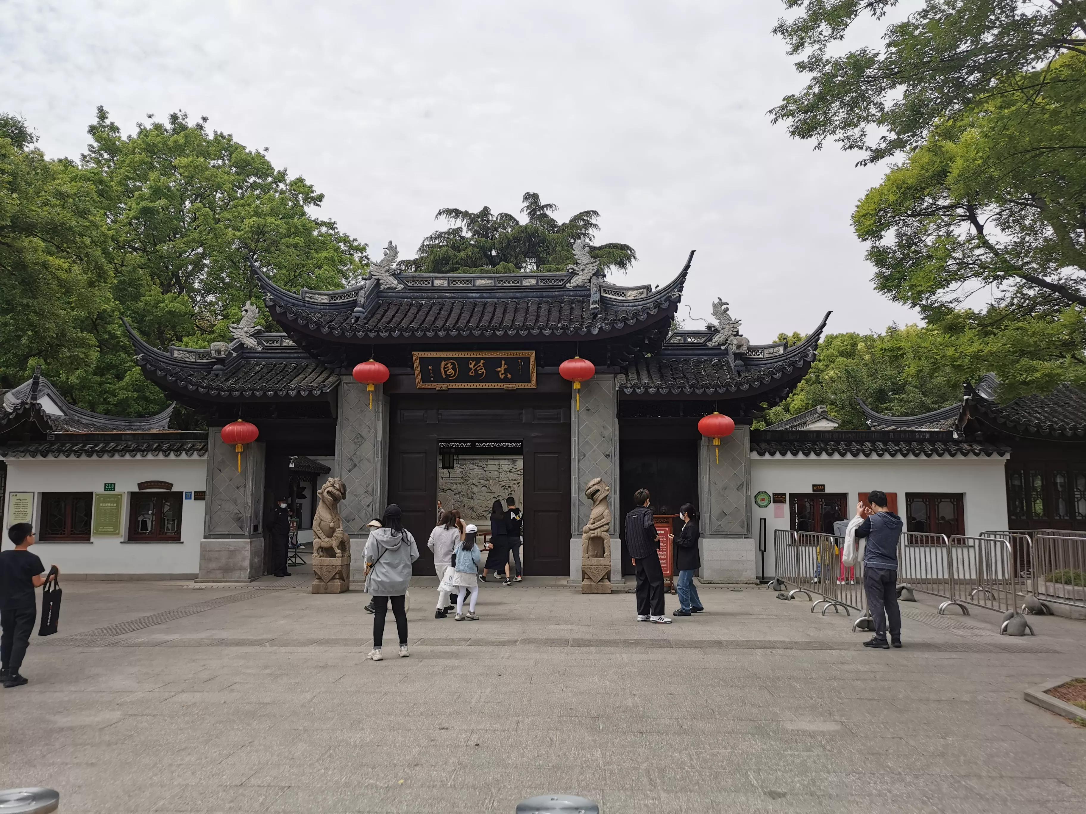 上海园林古猗园,上海古猗园留下美丽景色