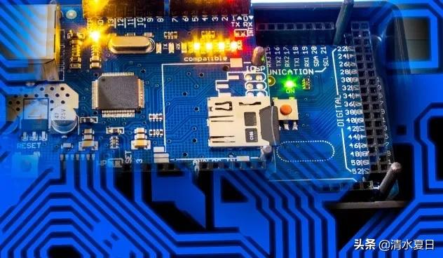 晶振是什么作用,晶振的作用是谐振么